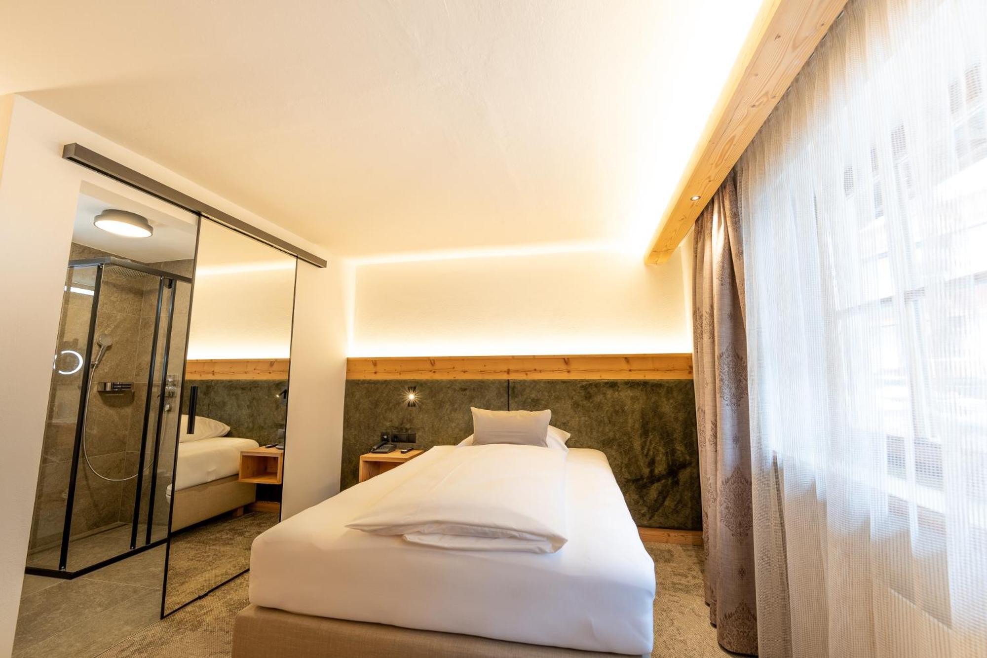 Alpenhotel Kramerwirt Майрхофен Номер фото